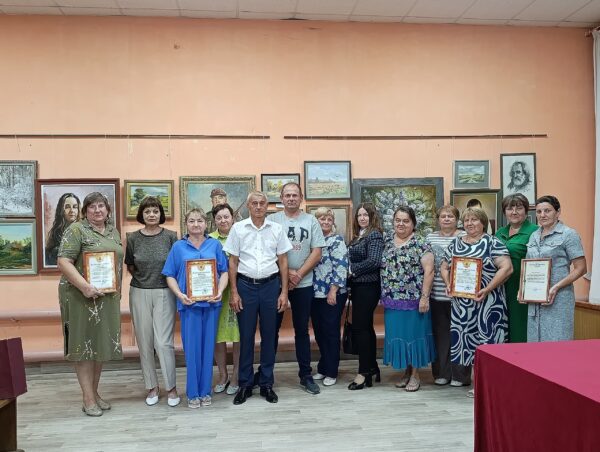 Недавно в Крупецком Доме культуры прошло плановое заседание Собрания депутатов сельсовета. В мероприятии приняли участие народные избранники, представители администрации и активные жители муниципалитета. Ключевые вопросы повестки: