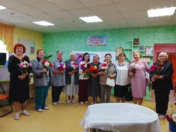 В Дмитриевской детской библиотеке прошёл «Георгиновый бал».